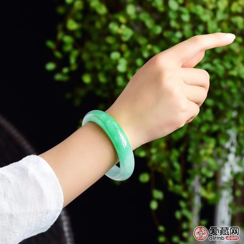 编号18385缅甸翡翠手镯!冰
