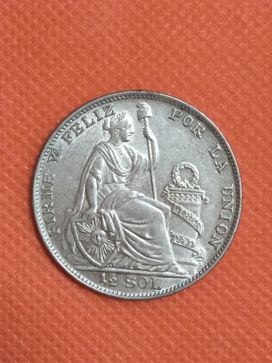 [便宜处理一口价]秘鲁银币50分,1元各一枚,全新