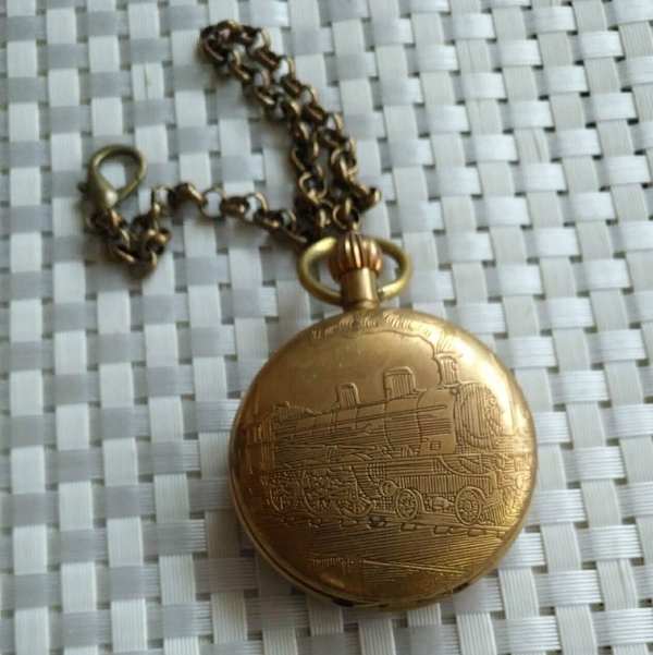 欧米茄经典黄铜火车头机械单开怀表尺寸细节如图工