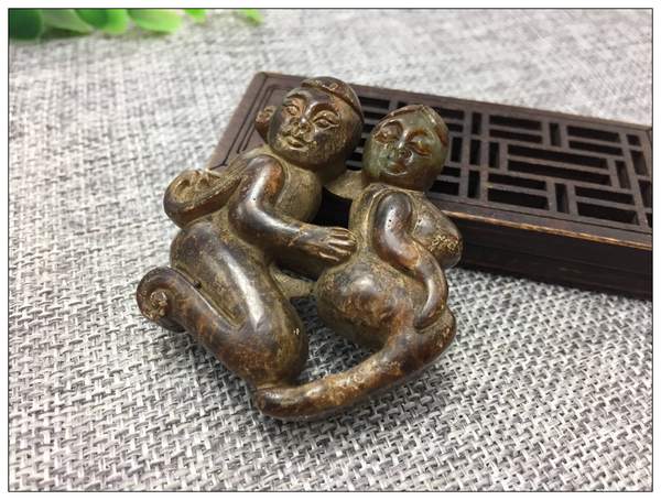 f622农村收来的春宫图性图腾古董古玩古件收