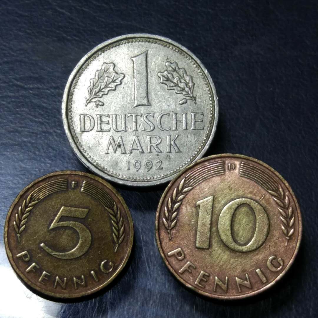 0元起拍,德国老版硬币一套3枚