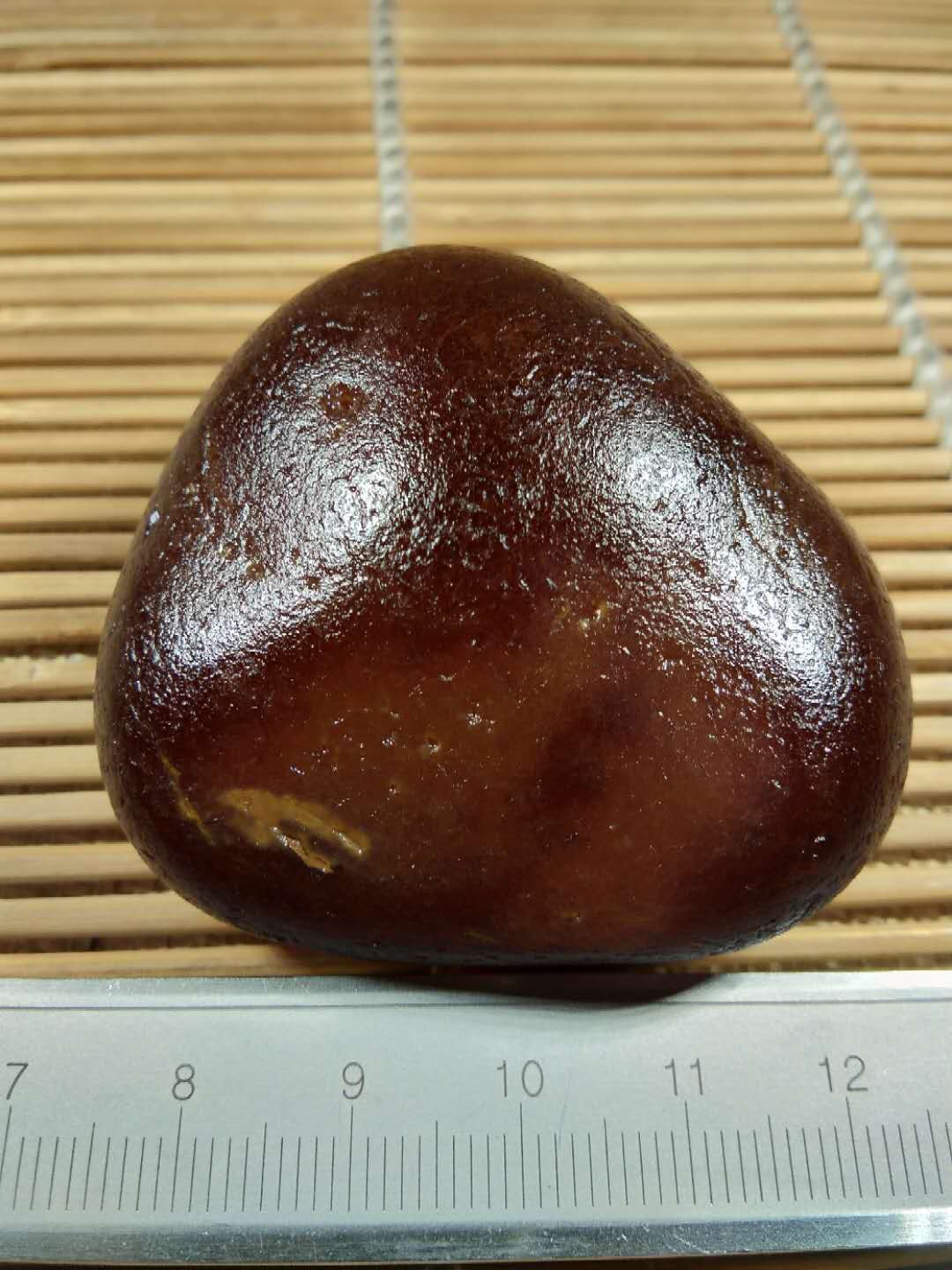 精品乌鸦皮玛瑙原石