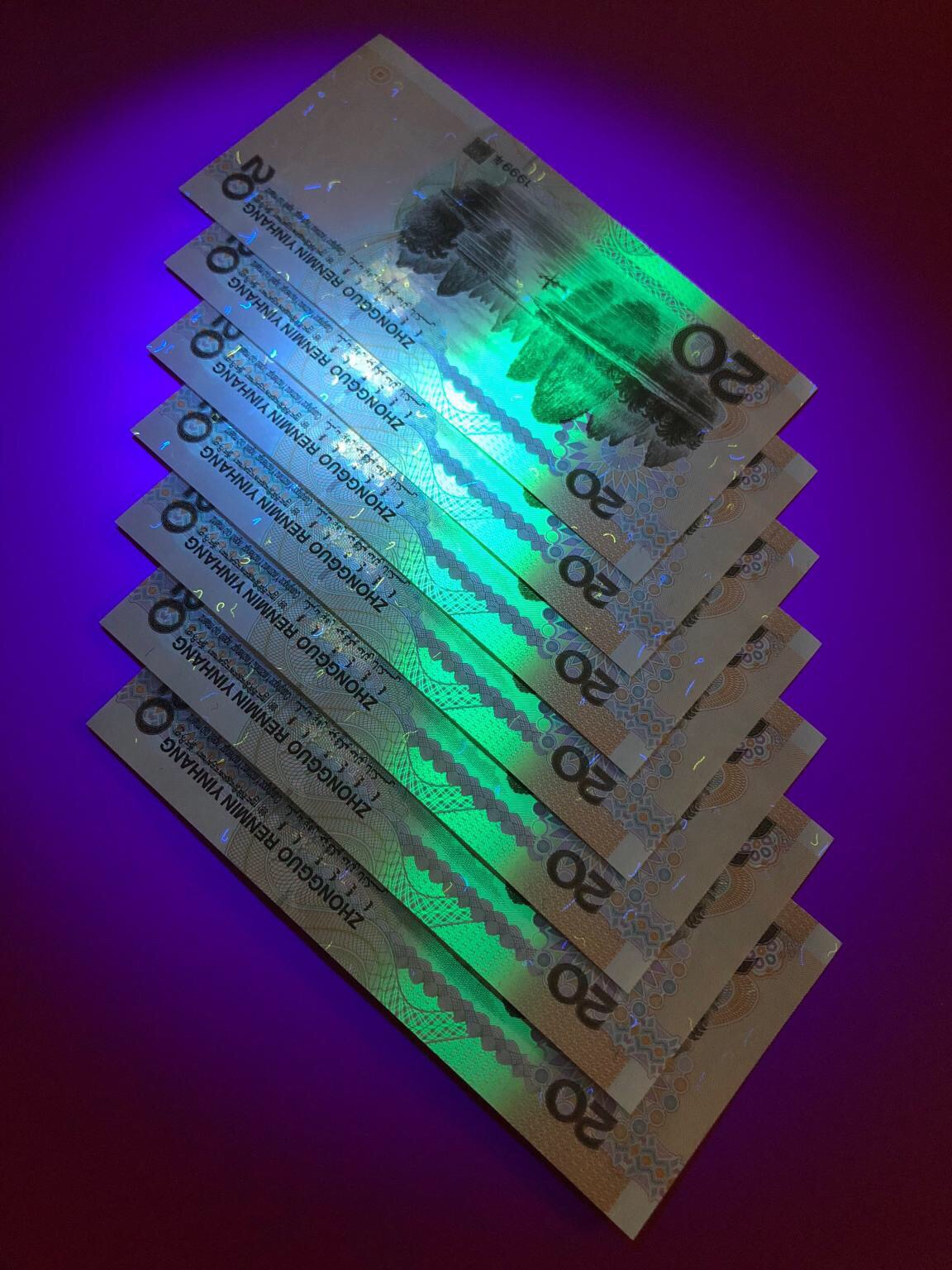 【9920漂亮荧光丝半数字冠】