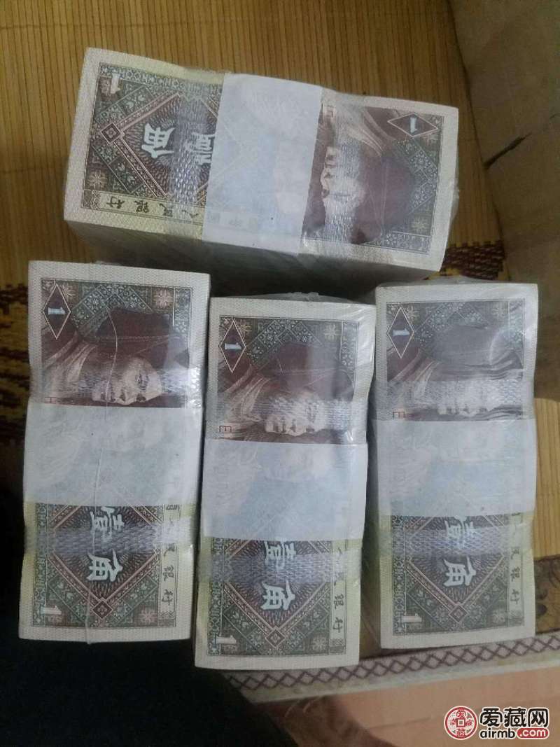 80一角捆货千连号3冠一共18