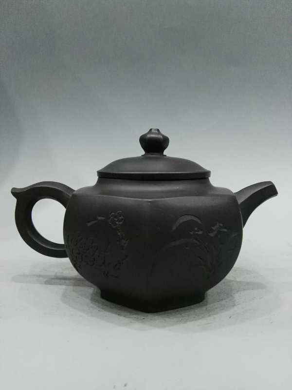 早期紫砂壶一把梅兰竹菊底款魏援良细节如图所示