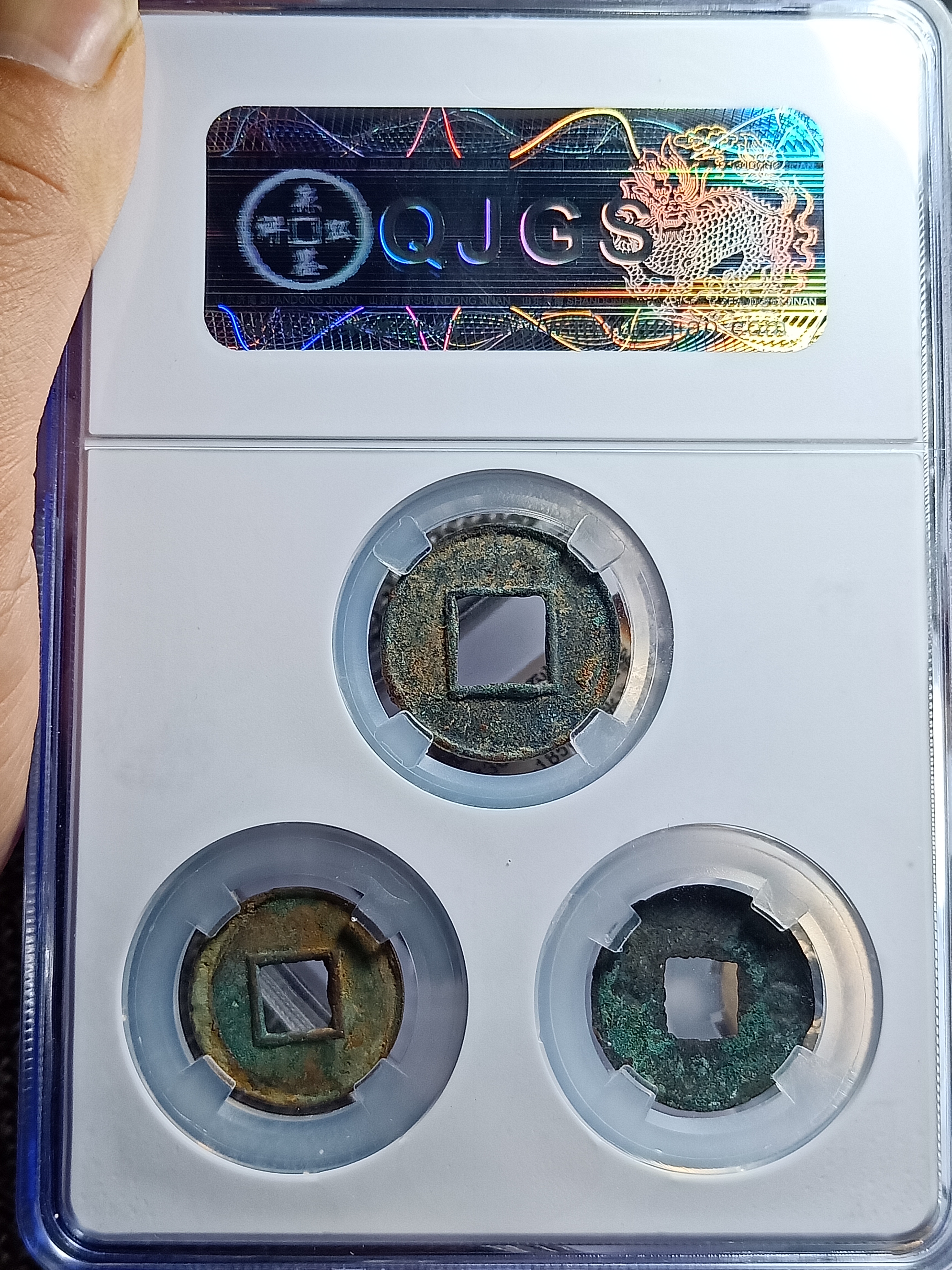 【藏品名称】西汉三雄套盒