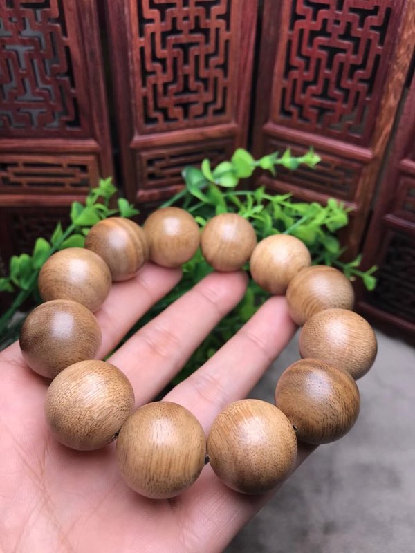 越南芽庄黄奇楠沉香规格:2.0cmx12粒 甜香