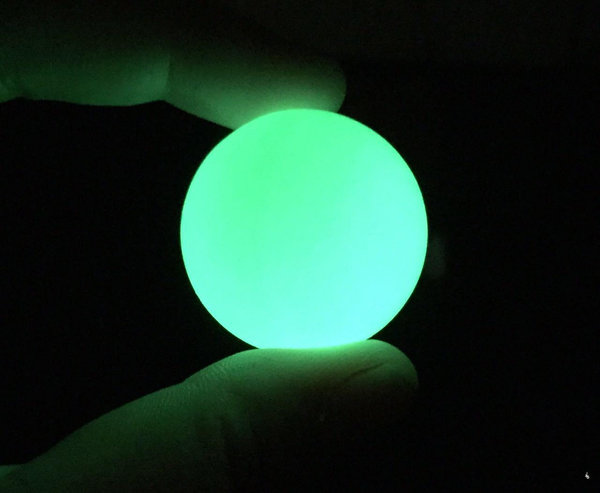 0元起拍夜明珠原石绿色萤石夜光球夜光石原石发光