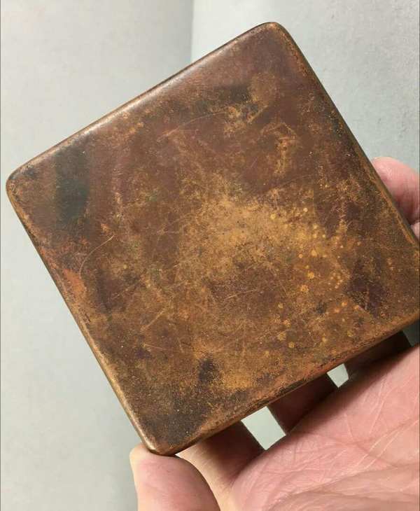 清代老红铜浮雕人物盒子尺寸约8532mmn整