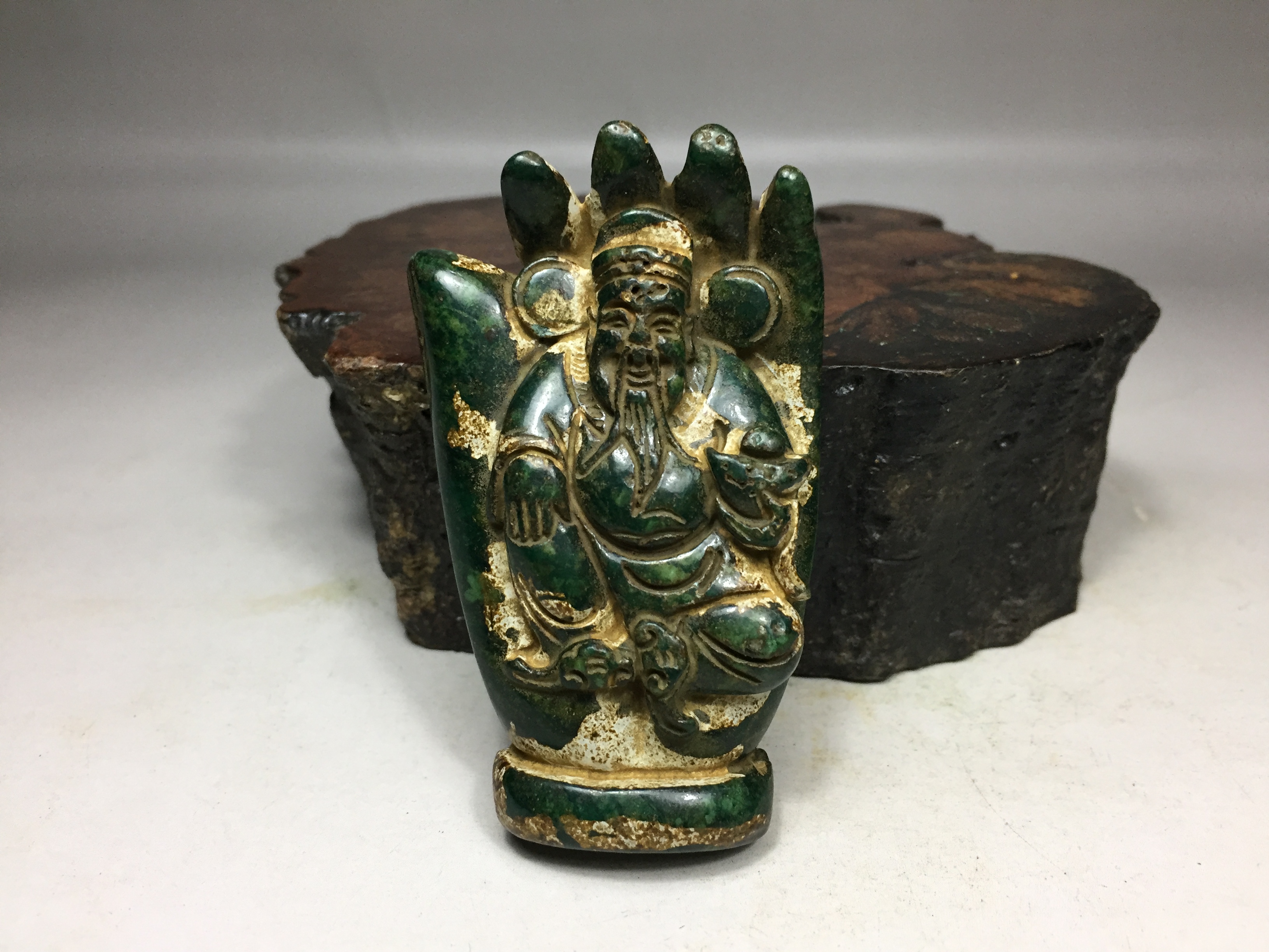 7y85 玉财神伸手来财雕件