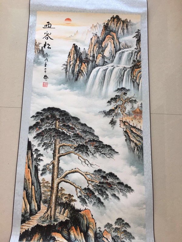 精品大放漏!老旧宣纸卷轴字画一幅,栩栩如生,尺寸约