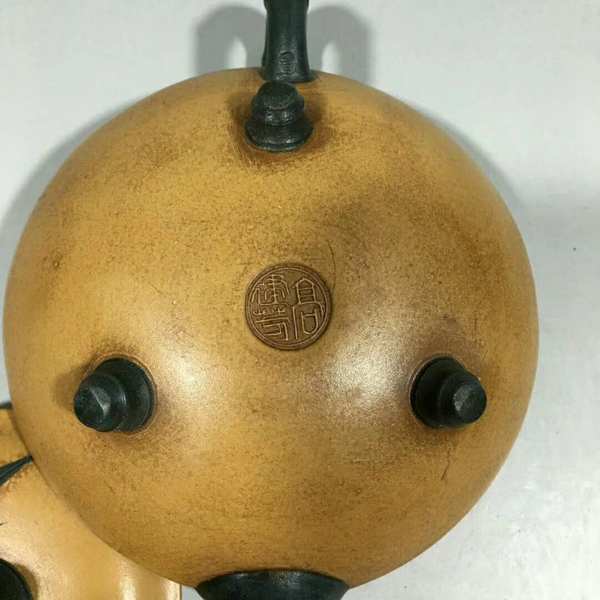 早期紫砂壶一把细节如图所示底款高建芳此壶采用