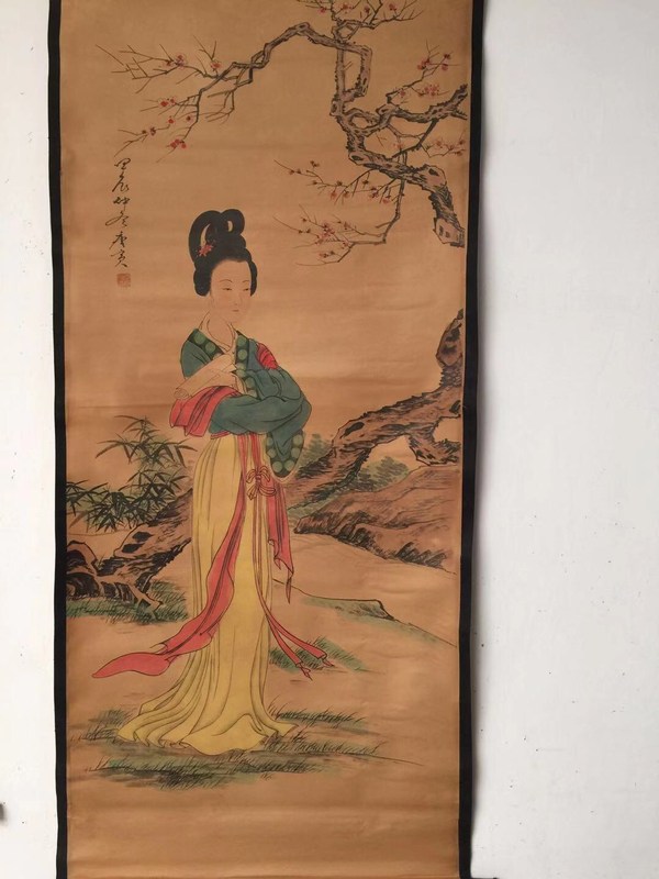 精品放漏!民国回流!唐寅〖仕女图〗宣纸卷轴画一副