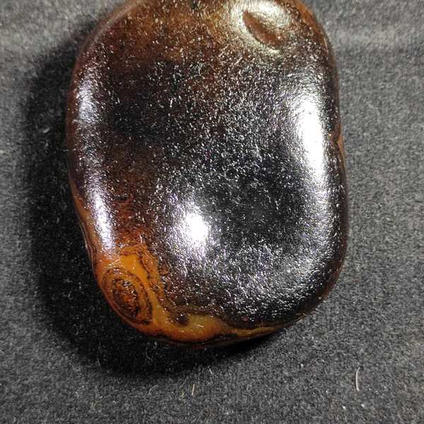 乌鸦皮玛瑙原石玛瑙是玉石类宝石古人视其为避