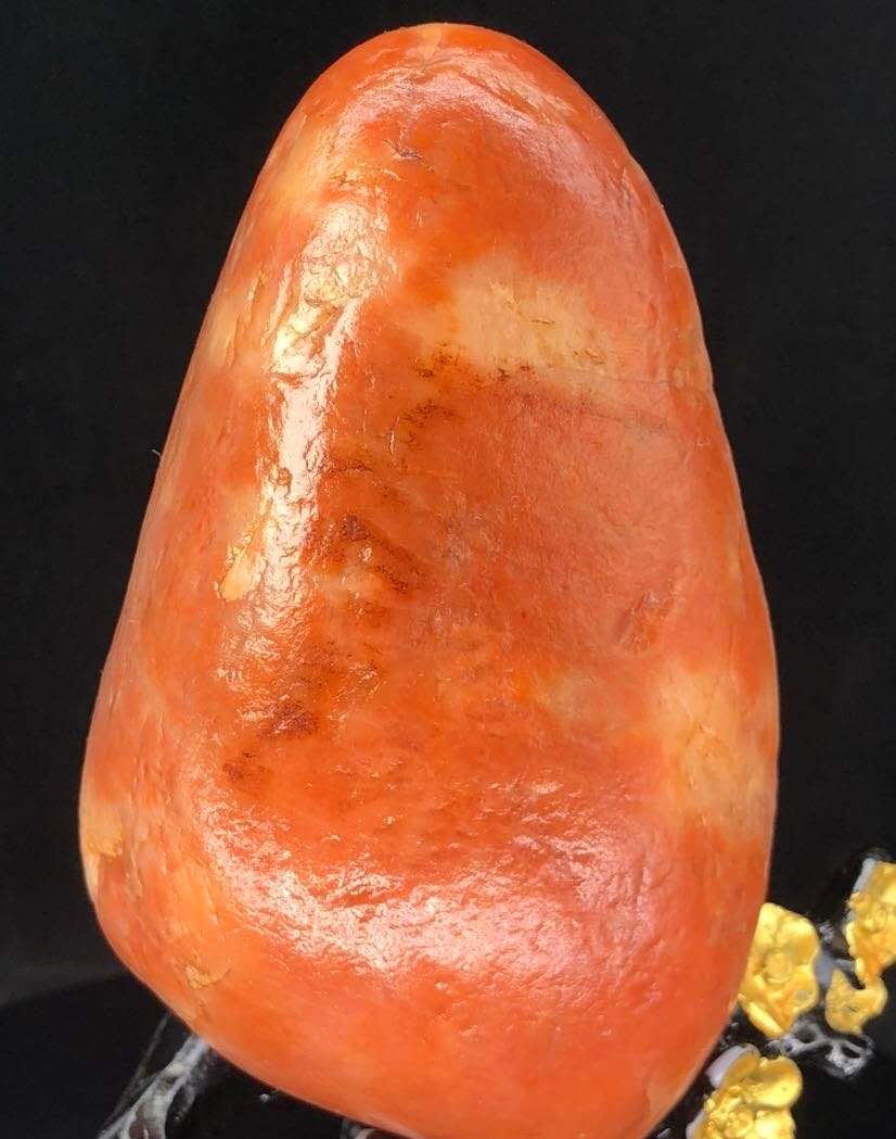 金丝玉11斤橘红色深色细冻籽料原石小摆件,籽型