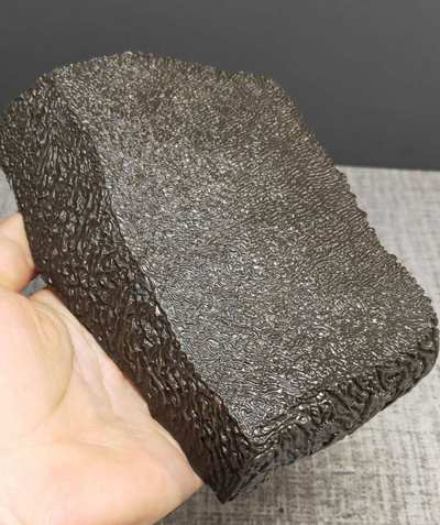 纹路泥石 新疆戈壁纹路黑泥原石.风化完好,完整无伤