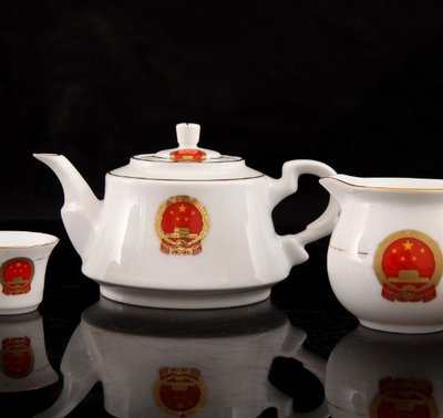 景德镇厂货瓷器7501红色官窑国徽八头描金功夫茶具